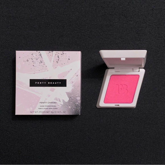 FENTY Fenty Cheeks Suede Powder Blush — Bubblebands — Full Size .14 oz - Picture 1 of 5
